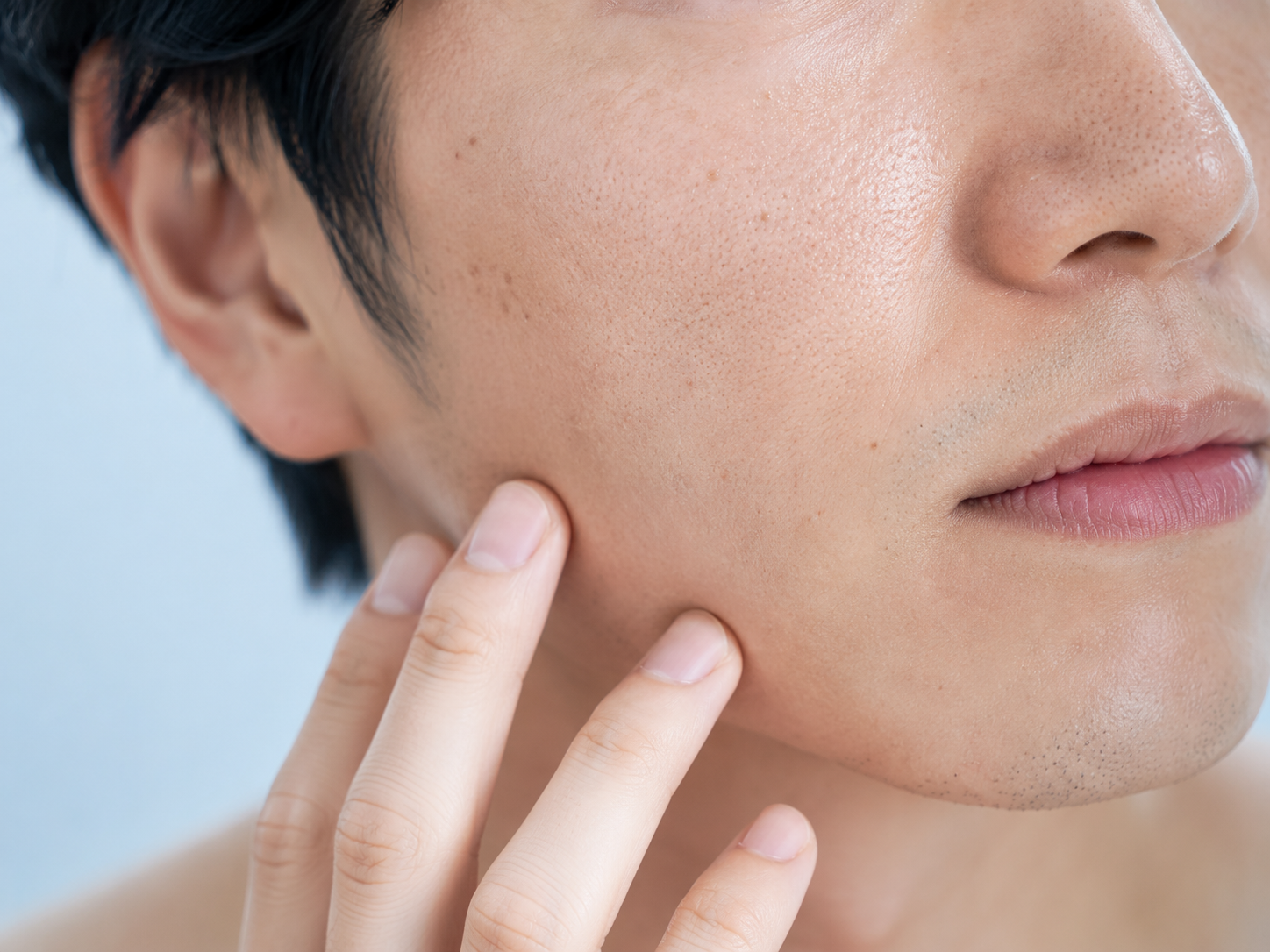 ハリ不足による毛穴悩み